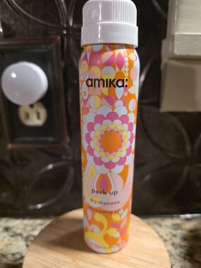 amika Perk Up  - Talc Free - Shampoo That Is Dry